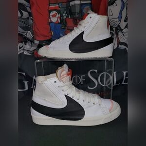 Nike Men’s Blazer Mid 77 Jumbo Sneaker with Orange Accent